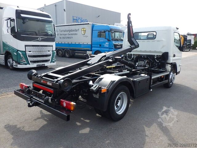 Transporter mit Kipper FUSO Canter 7 C 18 HIAB Abroller/AHK/Klima/LED/24 tkm