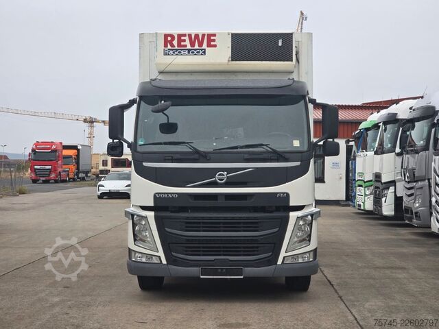Refrigerated truck VOLVO FM420*FRIGOBLOCK*VOLLLUFT*PALFINGER LBW  2.5T*