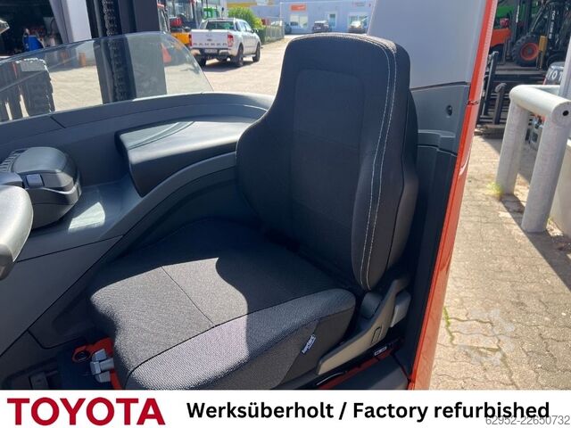 Schubmaststapler Toyota RRE 160 H / nur 950h!