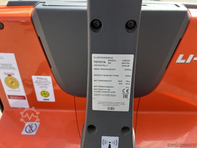 Niederhubwagen Toyota LWE 200 / nur 90 Std.!