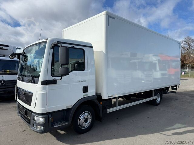 Transporter mit Koffer MAN TGL 8.190 Koffer 6,50 m LBW 1,5 T*Diff-Sperre HA