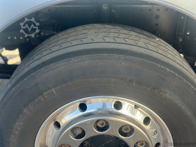 Standard tractor unit MAN TGX 18.510 XXL Intarder 2 Tanks ACC LGS Alcoa