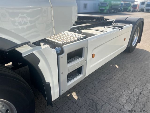 Standard tractor unit MAN TGX 18.510 XXL Intarder 2 Tanks ACC LGS Alcoa
