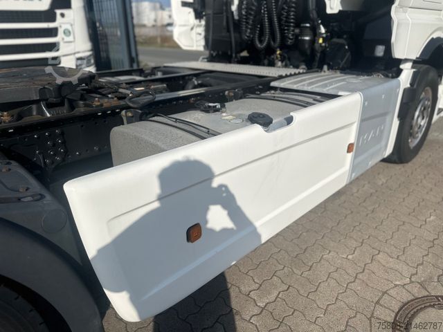 Standard tractor unit MAN TGX 18.510 XXL Intarder 2 Tanks ACC LGS Alcoa