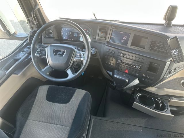 Standard tractor unit MAN TGX 18.510 XXL Intarder 2 Tanks ACC LGS Alcoa