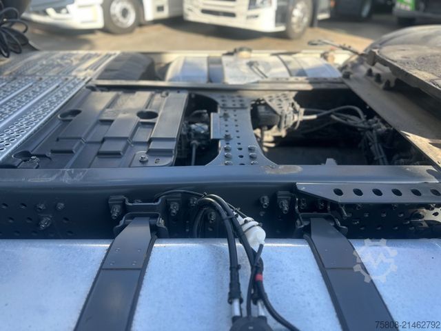 Standard tractor unit MERCEDES-BENZ Actros1851 Safety 1150L Xenon Retarder Standklim