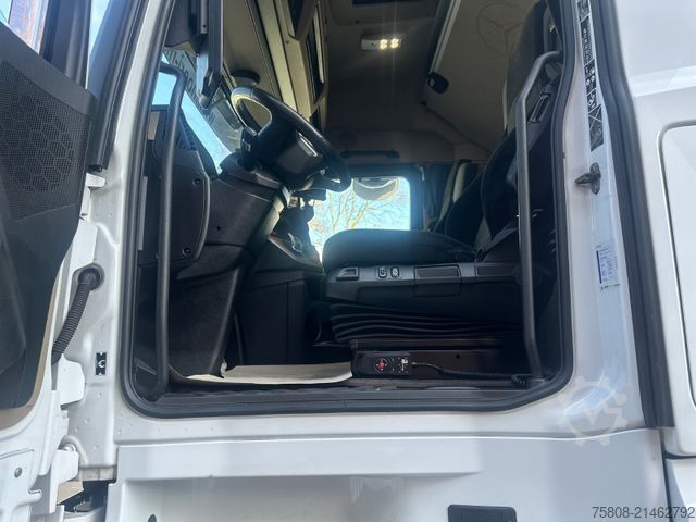 Standard tractor unit MERCEDES-BENZ Actros1851 Safety 1150L Xenon Retarder Standklim