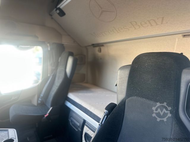 Standard tractor unit MERCEDES-BENZ Actros1851 Safety 1150L Xenon Retarder Standklim