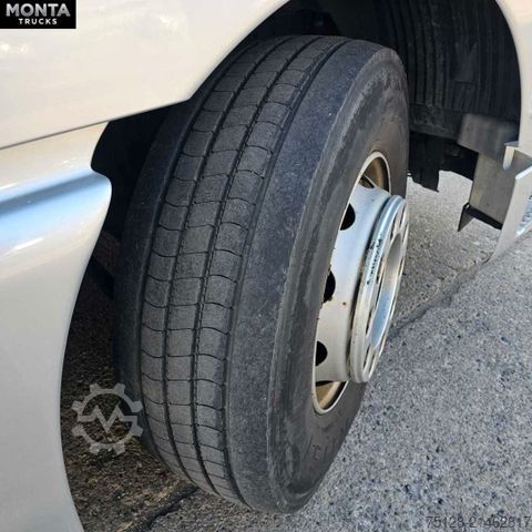 Standard tractor unit MAN TGX 18.460, Euro6, Standklima, Intarder,XXL