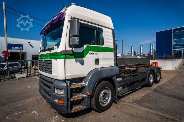 Hakenarmsystem MAN TGA 26.430 LL