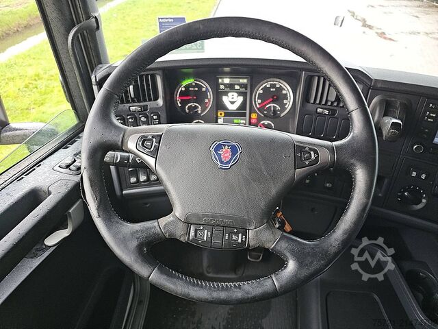 Standard-SZM SCANIA R520 Highline,Carrera