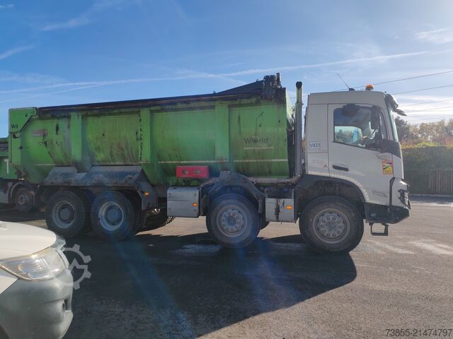 Knickgelenkter Muldenkipper Volvo FMX500