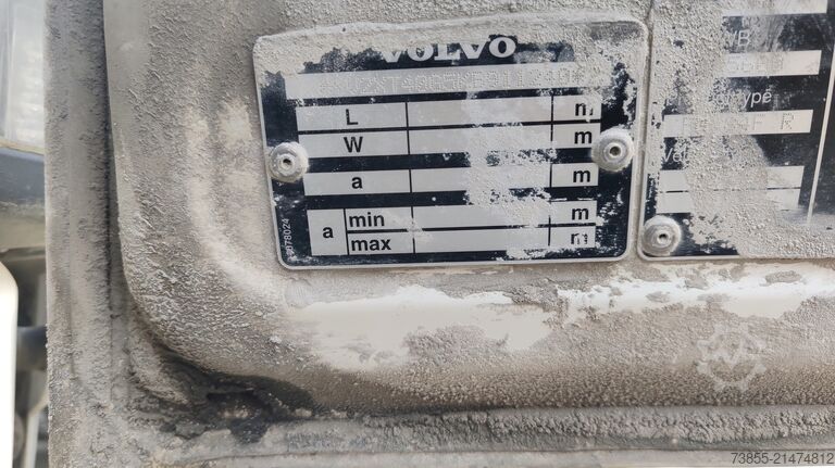 Knickgelenkter Muldenkipper Volvo FMX500 (not road legal)