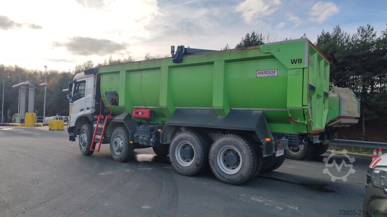 Knickgelenkter Muldenkipper Volvo FMX 500