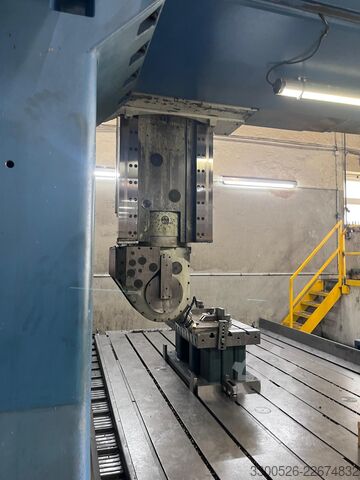 Portalfräsmaschine TOOS Kuřim FRFQ 200KRA8