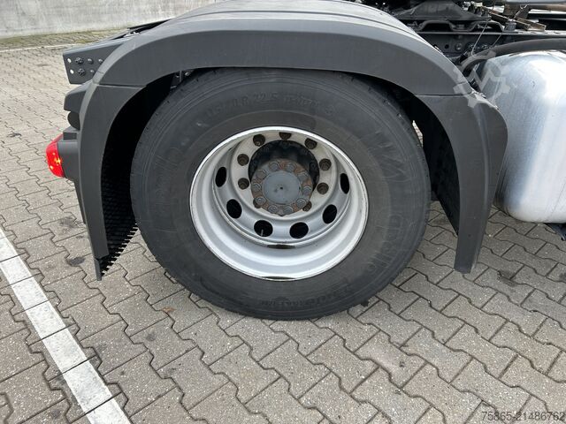 Standard tractor Mercedes-Benz Actros 1845 Gigaspace / Tacho V2 / PTO - Hydrau...