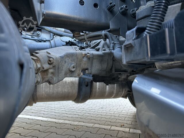 Standard tractor Mercedes-Benz Actros 1845 Gigaspace / Tacho V2 / PTO - Hydrau...