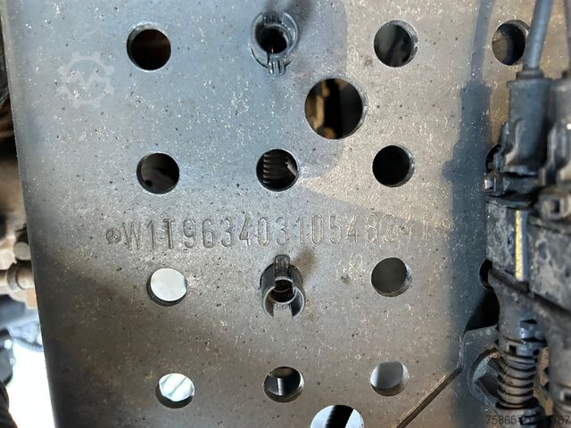 Standard tractor Mercedes-Benz Actros 1845 Gigaspace / Tacho V2 / PTO - Hydrau...