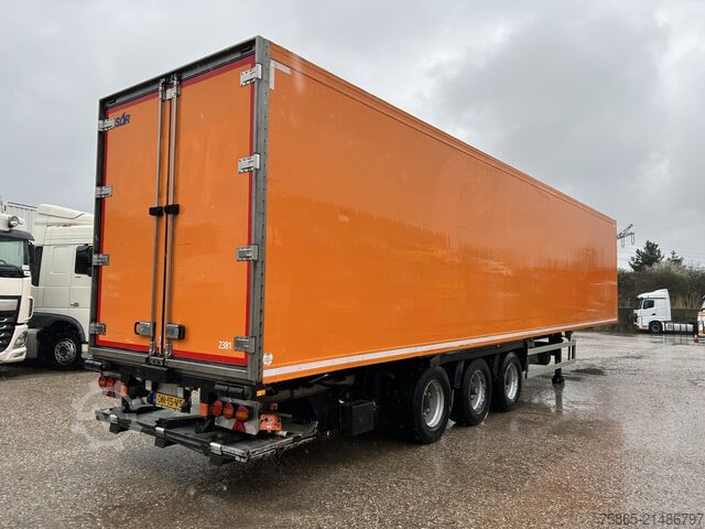 Refrigerated/freezer transport Kögel / SOR Iberica-S3E / Carrier Vector 1550 / Kuhl ...