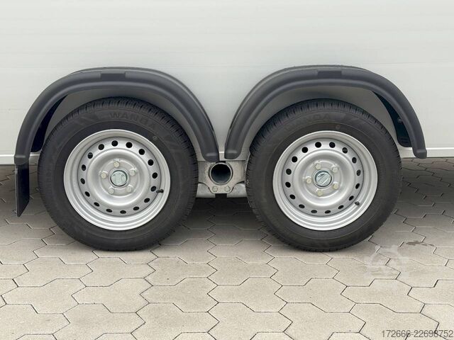 Box trailer Debon CHEVAL LIBERTE DEBON C700 ALU ROADSTER WEISS +SEITENTÜR
