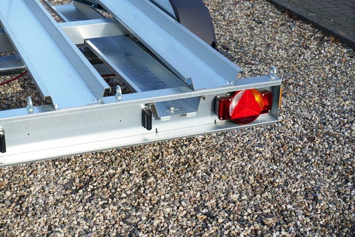 Motorcycle trailer Humbaur HM 102113 209X136CM 1.000KG MOTORRADANHÄNGER