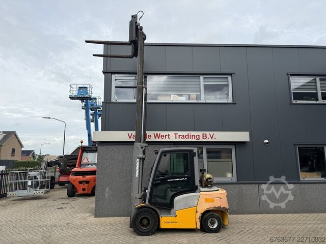 Jungheinrich TFG430 500DZ, triple mast 500, full free lift / sideshift / fork positioner / 2019 / 8, JUNGHEINRICH TFG 430 500DZ triplo500 freelift / sideshift / vorkversteller / 2019 / 8850uur / LPG