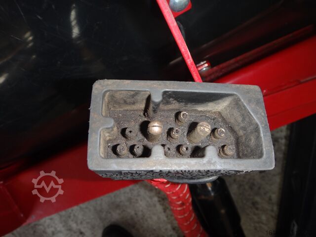 Floor sweeper Hilltip 1800 SP