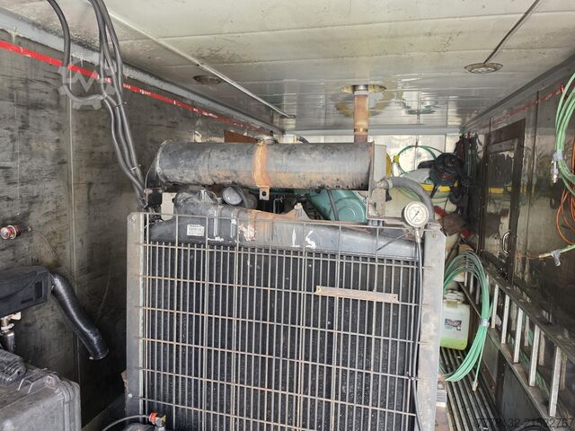 Hochdruckwasserstrahl im Container Woma 325ZP30