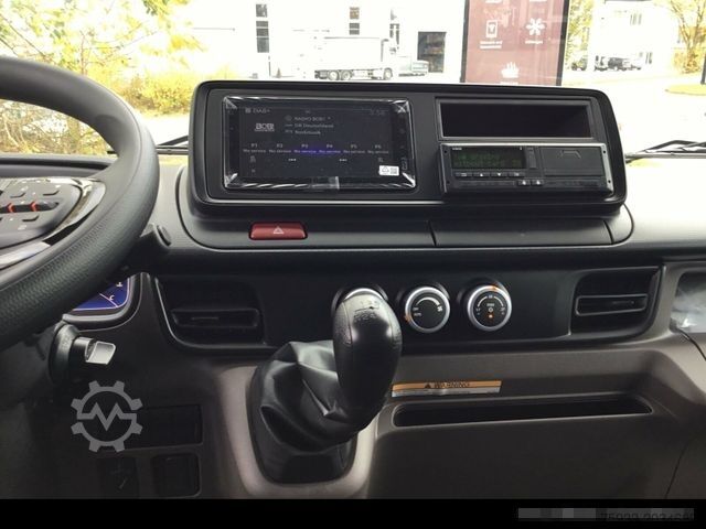 Dreiseitenkipper FUSO Canter 7C18 Meiller-Trigenius-Kipper + Gerätebox