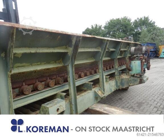 Stahlplattenband mit Bunker ABM / Bergeaud ABM / Bergeaud Steel Apron Conveyor with Hopper