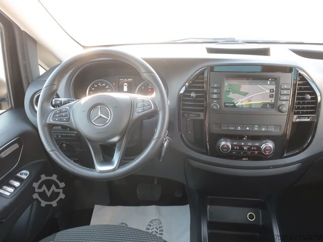 Kleinbus Mercedes Benz 124 CDI Vito lang Panorama AHK Liegepaket 4x4 AWD