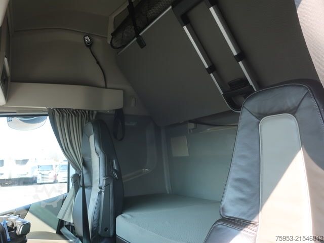 Standard SZM Volvo FH 500 Globe XL Euro 6 Retarder I-Park Cool