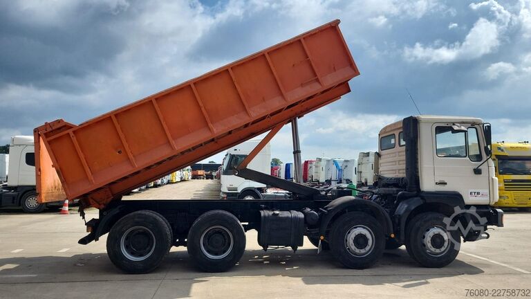 Tipper MAN 32.372 (BIG AXLE / STEEL SUSPENSION / MANUAL PU...