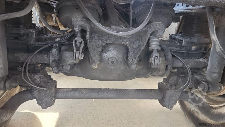Tipper MAN 32.372 (BIG AXLE / STEEL SUSPENSION / MANUAL PU...