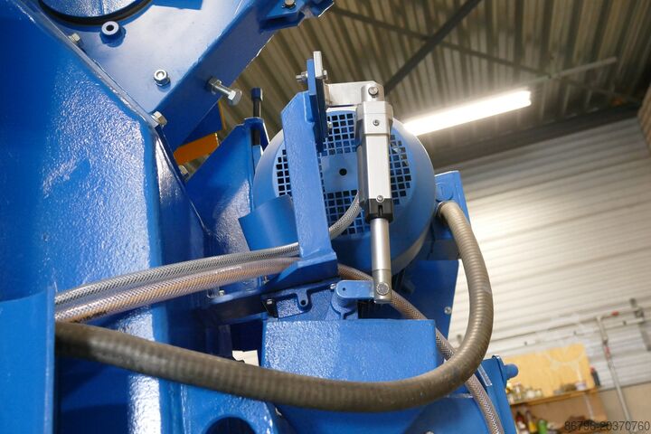 CM Monorail-Strahlanlage CM Surface treatment Spa. M1500 Monorail