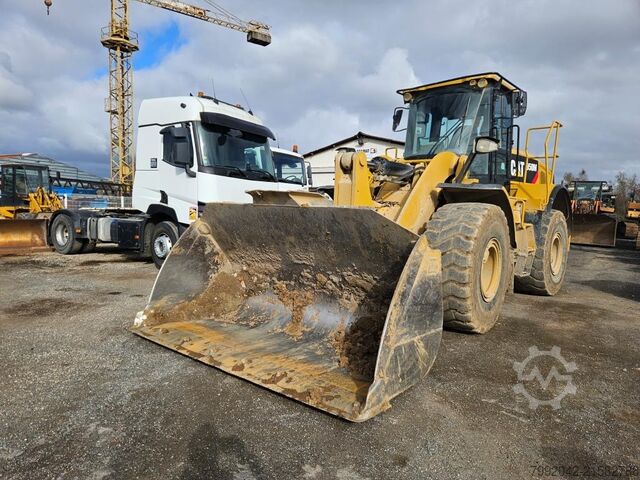 Radlader CATERPILLAR 950 M