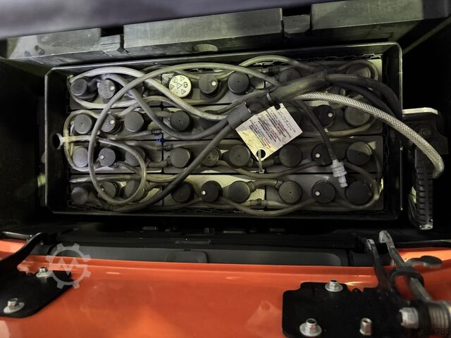 SPE 120 XR * VORFÜHRGERÄT !! Schubmast + neigbare Gabeln !! TOYOTA SPE 120 XR *  DEMO !! REACH - MAST  +  Tilting Forks !!