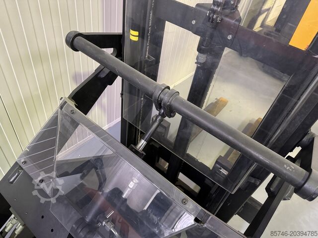 SPE 120 XR * VORFÜHRGERÄT !! Schubmast + neigbare Gabeln !! TOYOTA SPE 120 XR *  DEMO !! REACH - MAST  +  Tilting Forks !!