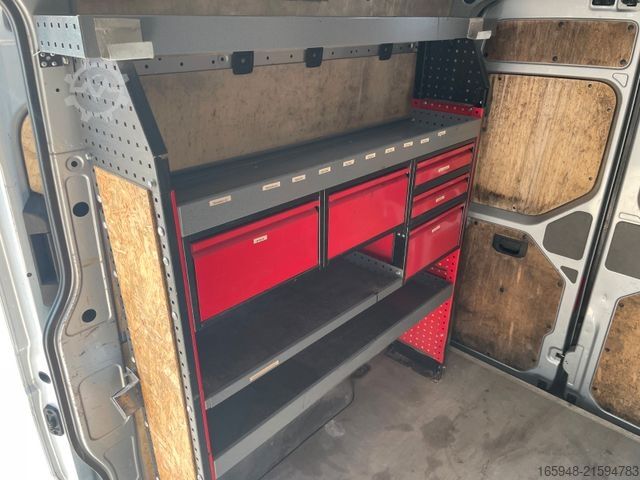Minibus VW Crafter Kasten inkl. Regalsystem