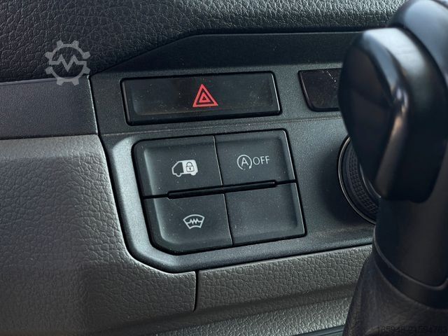 Minibus VW Crafter Kasten inkl. Regalsystem