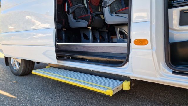 Kleinbus MERCEDES-BENZ Sprinter 315 Tourer 9 SS VIP Systemboden Stock