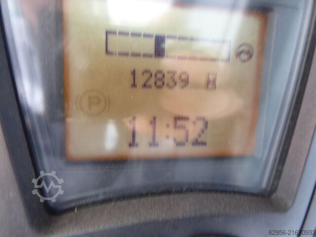 Elektro 4 Rad-Stapler Linde E25HL-01/600