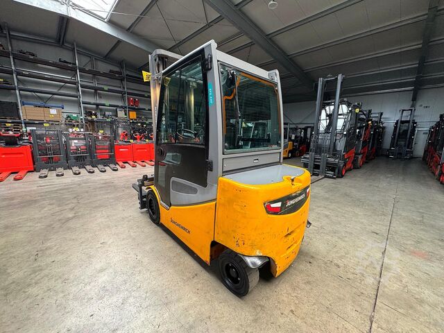 S+UVV 07/27, side protection, electric, 6,532 operating hours Jungheinrich EFG 430