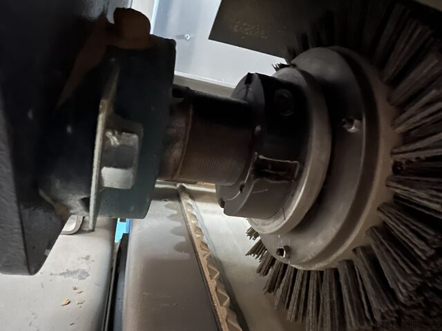 Bürstmaschine HOUFEK FINAL 1300