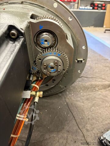 Universal-Bearbeitungszentrum Deckel Maho DMU 50eV