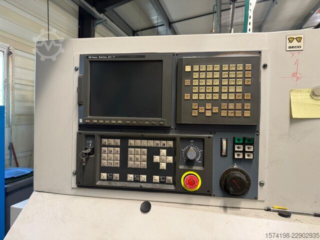CNC lathe CINCINNATI hawk