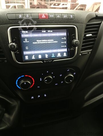 Long Closed Van Automatic Iveco Daily 35