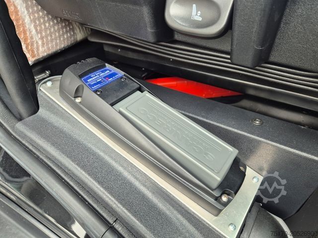 Dreiseitenkipper LKW IVECO Eurocargo ML150E32WS 4x4 Kran HMF 1130K Funk AHK