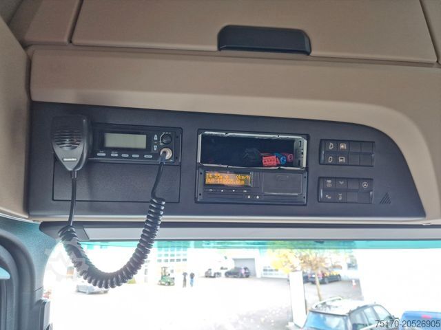 Standard tractor unit MERCEDES-BENZ Actros 1848 LS Ă–l-Retarder Standklima BigSpace