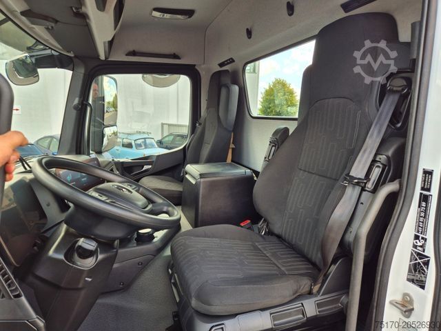 Three-sided tipper truck MERCEDES-BENZ Arocs 1935 K 4x2 Meiller AHK Navi PPC Klima